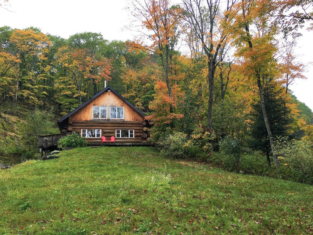 Photo 5 Of 16 In 8 Outstanding Cabins For Rent In Canada Dwell   Original 