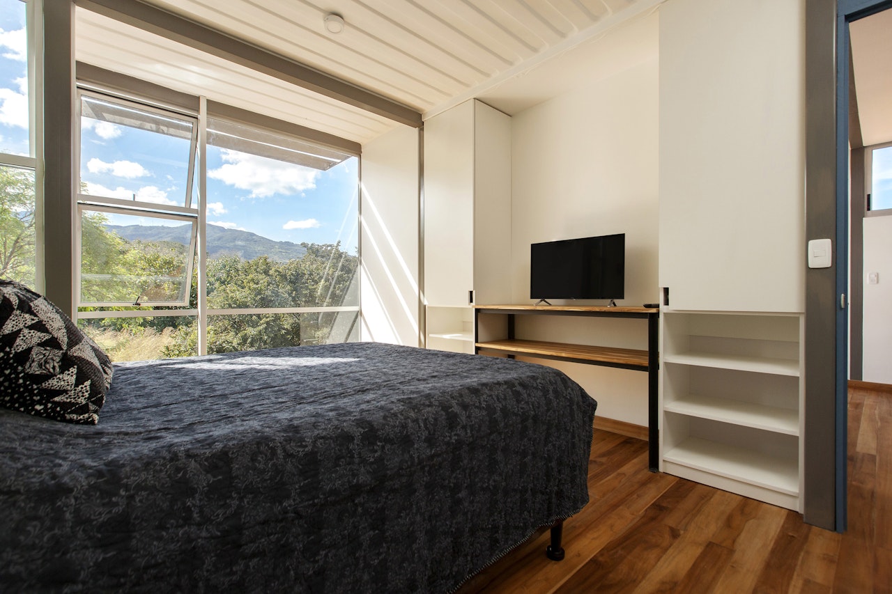 Photo 7 of 12 in A Costa Rican Family Stays Connected in Three Shipping