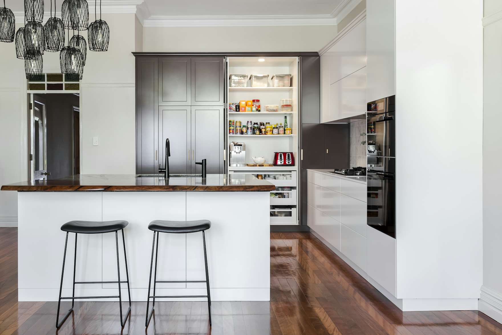 10 Design Tips For Kitchens According To Expert Renovators Dwell