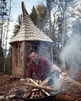 Set on an 80-square-foot irregular pentagonal base, and built with 100-percent recycled materials, this cabin is 17 feet long, 11 feet tall, and seven feet wide at its widest point. It has a small, 30-square-foot loft.&nbsp;