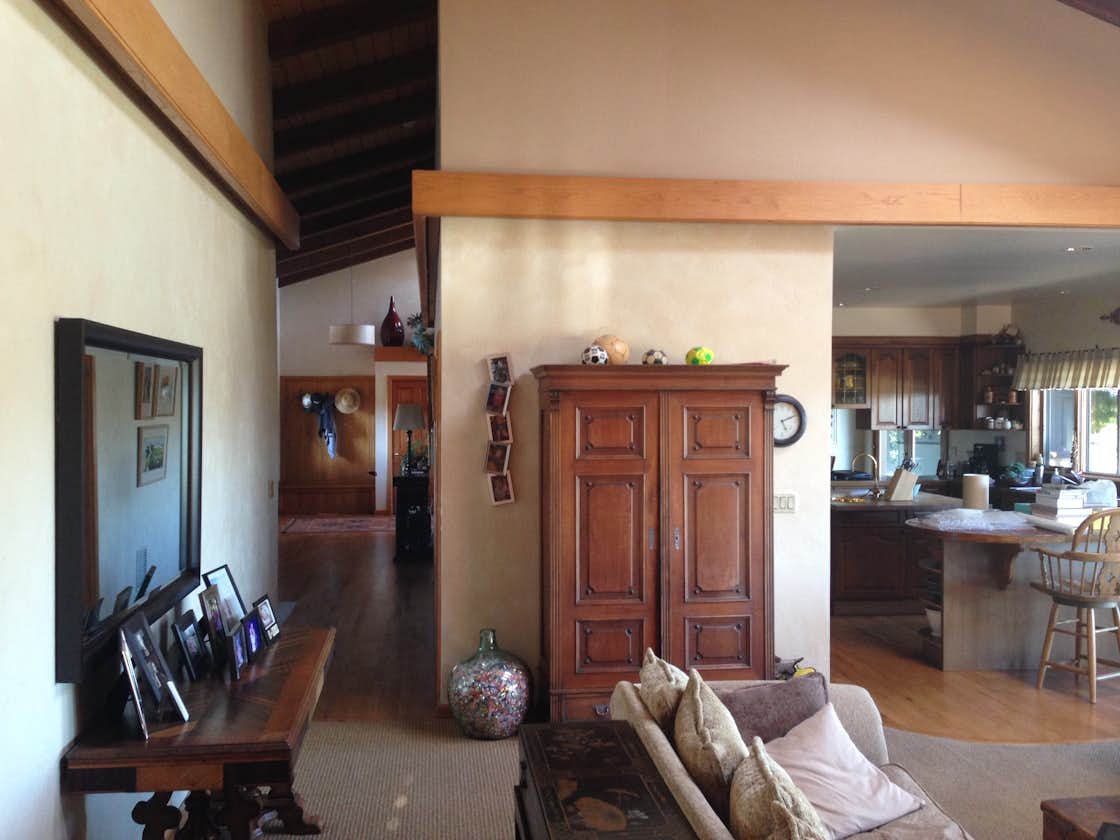 A 1980s California Farmhouse Gets a Light, Airy Renovation Dwell