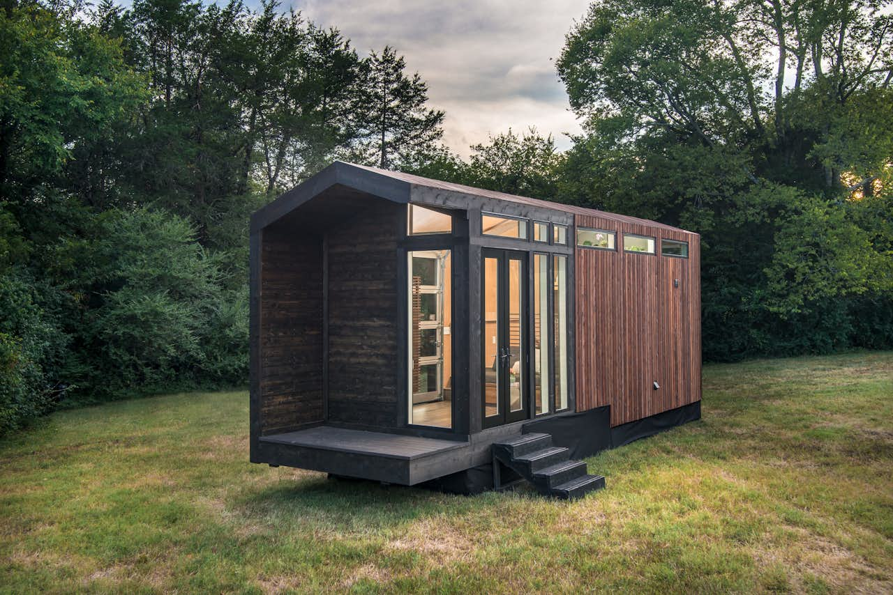 This Solar-Powered Tiny House Has a Gorgeous, Light-Filled Interior - Dwell