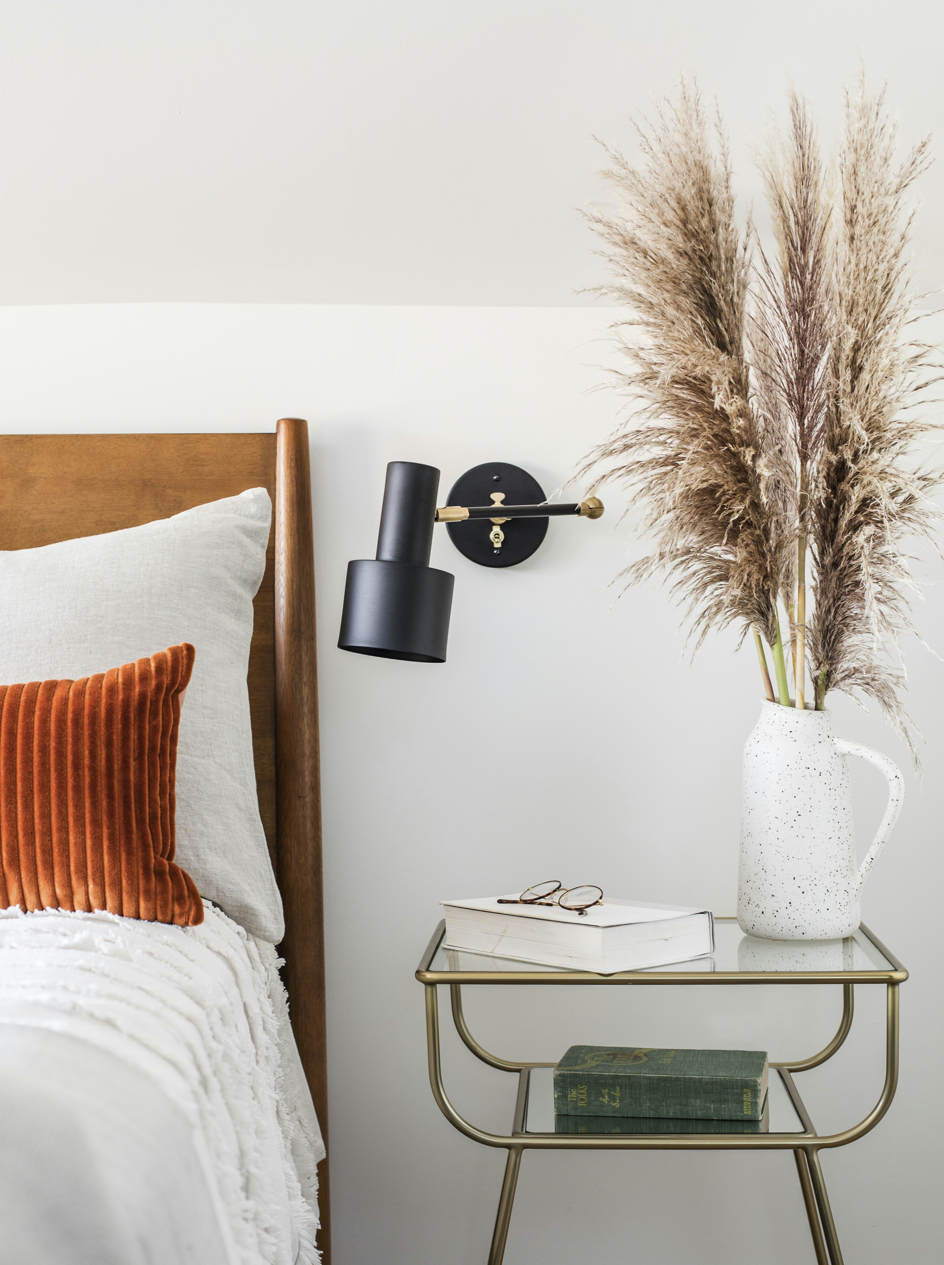 24 Indoor Wall Sconces We Love for Less Than $100 - Dwell