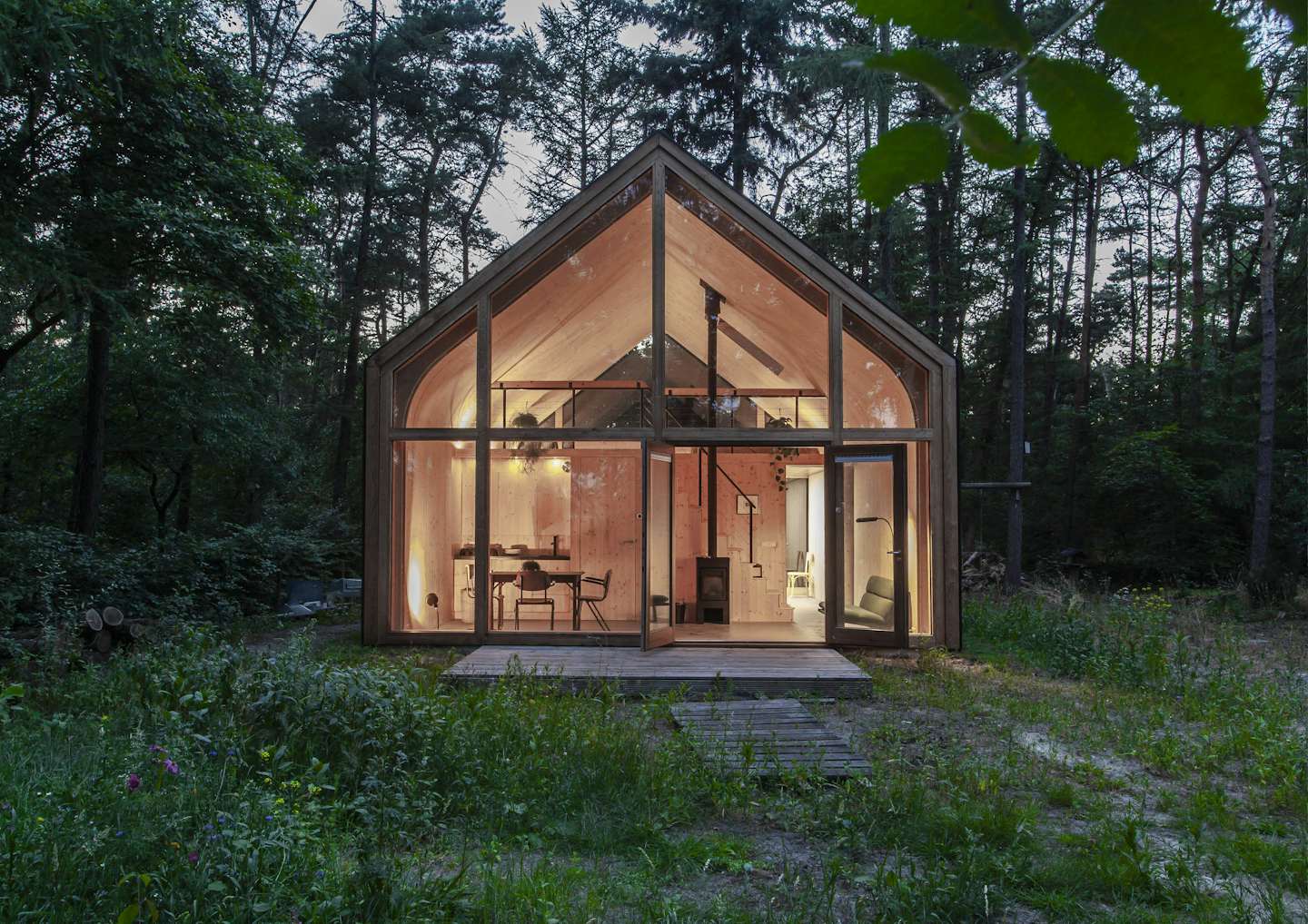 Photo 17 of 20 in Dwell’s Top 10 Prefabs of 2019 from A Dutch Sculptor