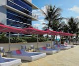 Shademaker Orion umbrella- sidepost style rotates 360 degrees 