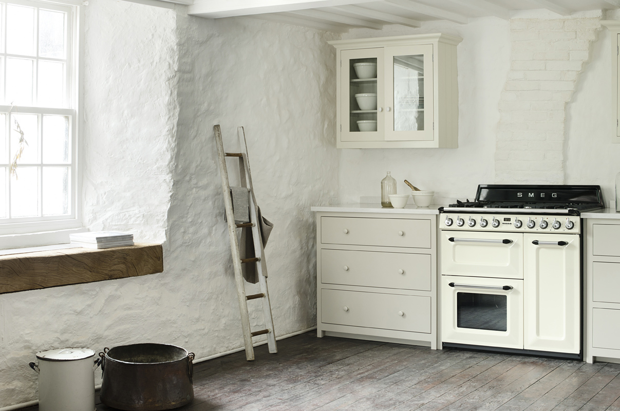 Photo 9 Of 11 In The Cotes Mill Shaker Kitchen By DeVOL By DeVOL   Original 