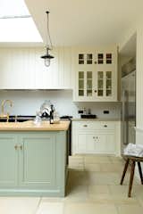 The Classic English Kitchen by deVOL, prices start from £25,000  Photo 4 of 12 in The Islington N1 Kitchen by deVOL by deVOL Kitchens