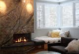 The Bidore 95‘s corner style and linear fireplace design echoes the corner windows on the north side of the house.