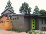 This ADU in Bend, Oregon takes it's roof cues from the main house at the front of the lot.