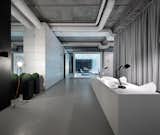 SOESTHETIC GROUP Office & Maket Hub
The Winner of IIDA Global Excellence Awards 2016 in Corporate Space Small category

View of the movable reception desk