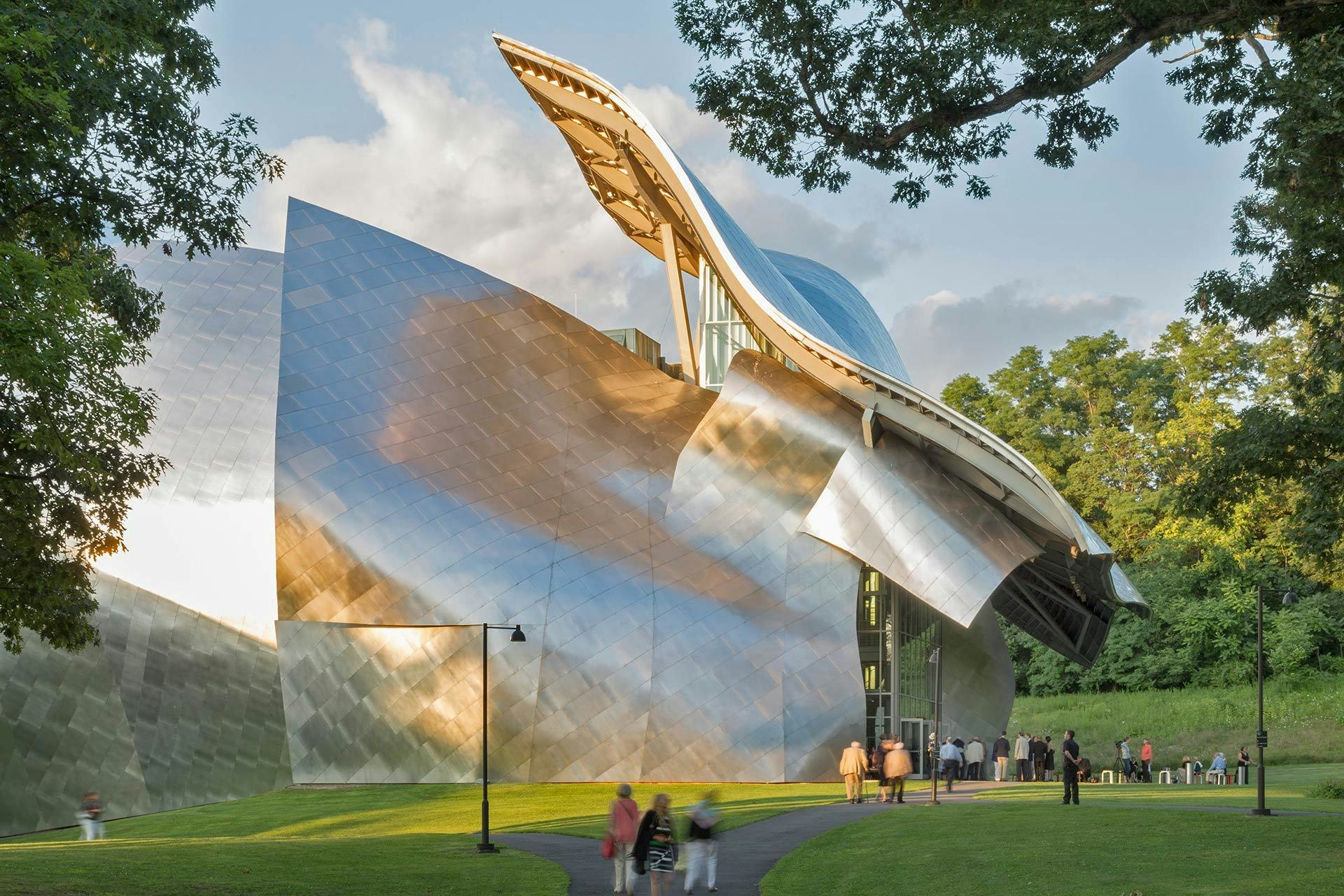 13 Outstanding Frank Gehry Buildings and Their History - Invaluable