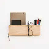 Wall hanging organizing box