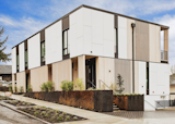 Based in Portland, Oregon, MODSpdx is a West Coast builder with a holistic approach to customized and site-specific modular units. Buildings are constructed in their Portland factory, with a focus on proper ventilation and thermodynamics for the finished product.