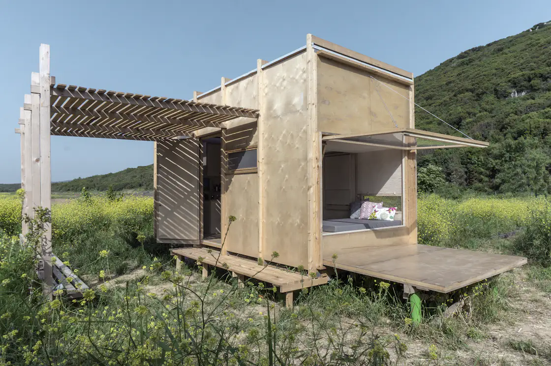 Photo 4 of 6 in 6 Off-Grid Prefab Homes For Self-Sufficient Living from ...