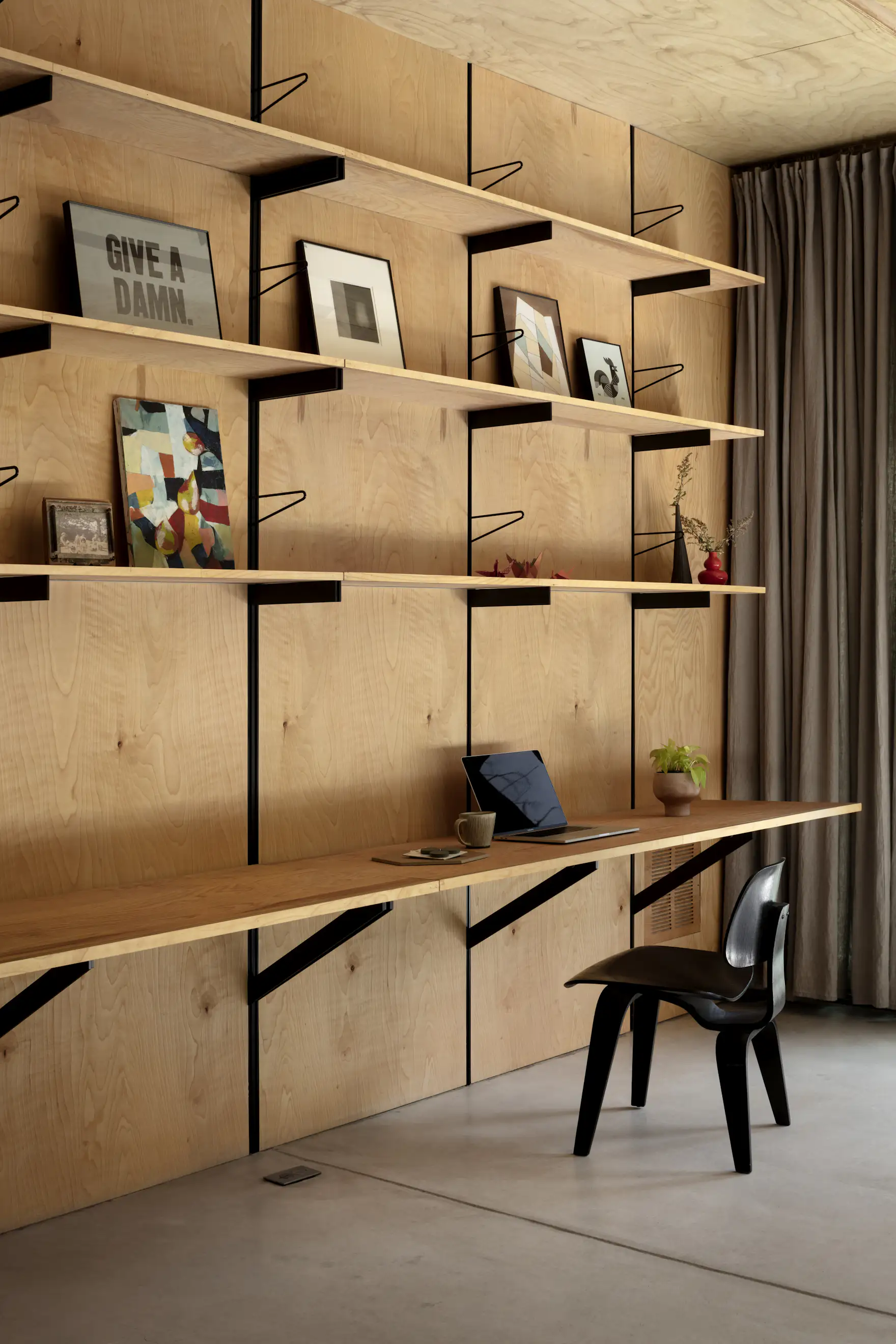 Photo 5 of 9 in How They Pulled It Off: Floor-to-Ceiling Modular ...