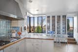 Eat-In Kitchen