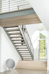 9 Best Modern Staircase Designs - Photo 2 of 9 - 
