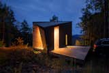 A Prefab Cabin in New Hampshire Is a Magnificent Mountain Retreat - Photo 6 of 18 - 