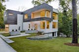 Atlanta Design Economy Credits

Architecture: Axios Architecture LLC
General Contractor: HR Construction