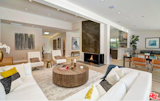 Living room by daylight.