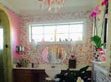  Photo 3 of 5 in Pink Glitter Glass Tile En Suite by Susan Jablon
