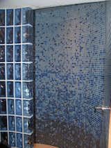 How about a gradient design for your shower in stunning shades of blue? This creation contains 1" Periwinkle Blue Glass Tile, 1"Cobalt Blue, as well as 1"Navy Blue. http://ow.ly/Ts3K30iQ3ZI #tile #showerpics #glasstile #mosaictile #customtile #bluebathroom #bathroomremodel #bath
