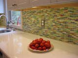 This scrumptious mosaic tile blend is called STIX Backsplash and contains mini subway tiles in shades of green, yellow, orange and black and can be found on here: https://www.susanjablon.com/.../custom-mosaics/0501337.html #tile #customtile #kitchenpics #backsplash #kitchenremodel #kitchenstyle #kitcheninspo #kitchenideas #modernkitchen #kitchenupdate #brightkitchen #colorfulkitchen #rainbowkitchen #glasstile #mosaictile #interiordesign #homestyle #homedecor #kitchendecor #decor #homeinterior #homebeautiful