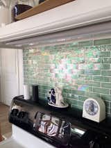 Susan Jablon's 1" x 3" Green Iridescent Subway Tile is perfect for any kitchen or bathroom remodel, especially for your cottage or beach house!  This green glass tile is characterized by rough, unfinished edges creating a naturally elegant look. Great for indoor and outdoor use.

https://www.susanjablon.com/1x3-inch-green-iridescent-glass-subway-tile.html

#tile #mosaictile #customtile #glasstile #summerhome #cottageremodel #beachhouse #beachhome #backsplash #custombacksplash #customhome #greentile #iridescentile #mintgreentile #mintgreenkitchen #kitcheninspo #bathroominspo #kitchenpics #bathroompics #homestyle #homedecor #decor #housebeautiful #uniquetile #uniquekitchen #bathroomremodel #bathroomupgrade #kitchenremodel #kitchenupgrade #bathroomrenovation #kitchenrenovation #bathroomdecor #elegantkitchen #eleganthome #beautifulhome #interiordesign 