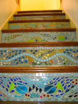 Looking for an audacious way to give your home a unique and vibrant touch? How about a Mosaic Tile Staircase to liven things up?!
http://ow.ly/Cgpx30kysSo
@susanjablonmosaics #tile #customtile #mosaictile #glasstile #subwaytile #staircasetile #staircasepics #stairtile #susanjablon #homestyle #instastyle #instahome #homeinspo #homeremodel #interiordesign #interiordesigner #decor #homebeautiful #homedecor #design123 #designinspo #homerenovation