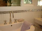 How about an accent strip of Susan Jablon tile for your bathroom? Nice, right?
http://ow.ly/NzqG30kJLi0
@susanjablonmosaics #tile #susanjablon #tiles #custombathroom #custombacksplash #accenttile #mosaictile #glasstile #bathroomtile #bathroombacksplash #bathroom123 #instastyle #instahome #bathroomdecor #bathroomremodel #bathroomdesign #interiordesign #customtile #homestyle #homedecor #homeremodel #bathroominspo #iridescenttile #homebeautiful #backsplashpics #kitchenbacksplash #kitcheninspo #kitchendesign #kitchenpics
