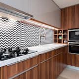From Farmhouse to Penthouse, Herringbone fits into any decorating style. Susan Jablon has an exceptional selection of herringbone colors and styles.
http://ow.ly/Wxxu30kVdYy
#tile #tiles #susanjablon #herringbone #backsplash #mosaictile #glasstile #customtile #custombacksplash #customkitchen #kitchenpics #kitchendecor #kitchen123 #kitchentile #jungalowstyle #housetour #smallspacesquad #scandistyle #finditstyleit #whitedecor #oldhouselove #cottagestyle #dreamkitchen #currentdesignsituation #homeinterior #homerenovation #ihavethisthingwithwhite #kitchenbacksplash #chevrontile #interiordesign #kitchendesign #instastyle #instahome #homedecor #homedesign #kitcheninspo #design123 #kitchenremodel #kitchenideas #kitchenrenovation