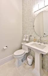 Want some Bavarian Cream...tile? This delightful and ethereal blend is comprised of 9 different glass tiles in shades of white.
http://ow.ly/9Wks30kVknF
#tile #tiles #whitebathroom #whitedecor #ihavethisthingwithwhite #bathroomdesign #bathroom123 #bathroomrenovation #bathroominspo #bathroomdesign #backsplash #bathroombacksplash #customtile #mosaictile #glasstile #whitetile #bathroompics #finditstyleit #homerenovation #susanjablon #interior123 #scandistyle #cottagehome #oldhouselove #modernhome #modernstyle #homestyle #instalove #instahome #instastyle