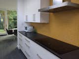 Hello Sunshine! Susan Jablon's 1" Transparent Deep Sunshine Yellow Glass Tiles add the perfect amount of color and personality to this kitchen.
http://ow.ly/aRMO30l5bVd
#tile #dreamkitchen #homerenovation #housetour #houseenvy #glasstile #susanjablon #mosaictile #homeinterior #modernhome #contemporaryhome #modernkitchen #contemporarykitchen #scandistyle #currentdesignsituation #jungalowstyle #cottagestyle #oldhouselove #whitedecor #ihavethisthingwithyellow #instalove #instastyle #instahome #apartmenttherapy #finditstyleit #backsplash #kitcheninspo #designinspo #kitchen123 #interior123
