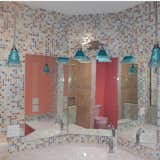 Discover beauty and resilience with Susan Jablon's Recycled Glass Tile collection.
http://ow.ly/xNgG30ldAaY
#tile #tiles #dreambathroom #bathroominspo #bathroom123 #dreamhome #designbuild #apartmenttherapy #mosaictile #glasstile #walltile #bathroomtile #recycledtile #interiordesign #instalove #instahome #instastyle #houseenvy #housetour #tilestyle #finditstyleit #ihavethisthingwithblue #contemporarydesign #moderndesign #whitedecor #jungalowstyle #currentdesignsituation #cottagestyle #farmhouselove #oldhouselove #tileinspo #ihavethisthingwithtiles