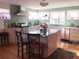 Whether you choose a shade of green in jade, pistachio, olive, lime or Susan Jablon's Matte Sea Green Glass Tile, your kitchen will have a new attitude and a popping personality.
http://ow.ly/tWbk30kVty4
#tile #mosaictile #glasstile #kitchentile #kitchen123 #kitchendesign #backsplash #kitchenbacksplash #jungalowstyle #housetour #instalove #instastyle #instahome #interiordesign #kitcheninspo #kitchenrenovation #homerenovation #modernhome #greendecor #greenkitchen #greentile #ihavethisthingwithgreen #dreamkitchen #susanjablon #oldhouselove #cottagestyle #homeinterior #smallspacesquad #finditstyleit #currentdesignsituation #ihavethisthingwithtile #walltiles #kitchentiles #bathroomtiles #showertiles #designbuild #interiordesign #decor 