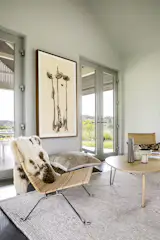 Upcountry Maui Cottage and Barn: living room