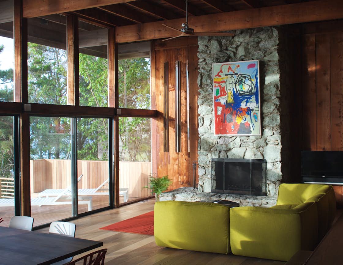 Photo 3 of 10 in A Respectfully Renovated Modern Beach House on Fire