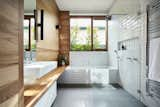 Down to Earth by Steffen Welsch Architects Bathroom