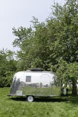 A Design Duo Give This 98-Square-Foot Airstream Caravel a Flawless Makeover