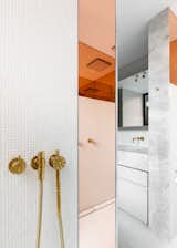 Cotter Street House by Fiona Lynch Bathroom
