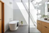 20 “Before & After” Remodels That Transform Blah Bathrooms Into Striking Sanctuaries