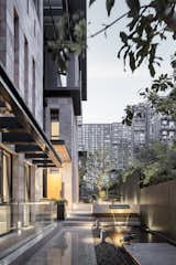 The renovation of Mr. Chow’s four-level, semi-detached home in Jinhua City was led by Liang Architecture Studio and completed in December 2019.