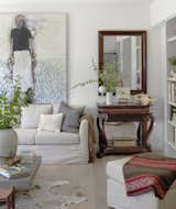 The couple specified bookshelves on the other side of the built-in closets.