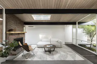 A Radiantly Remodeled Midcentury Home by Robert Rummer Lists for $925K ...