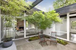 A Radiantly Remodeled Midcentury Home by Robert Rummer Lists for $925K ...