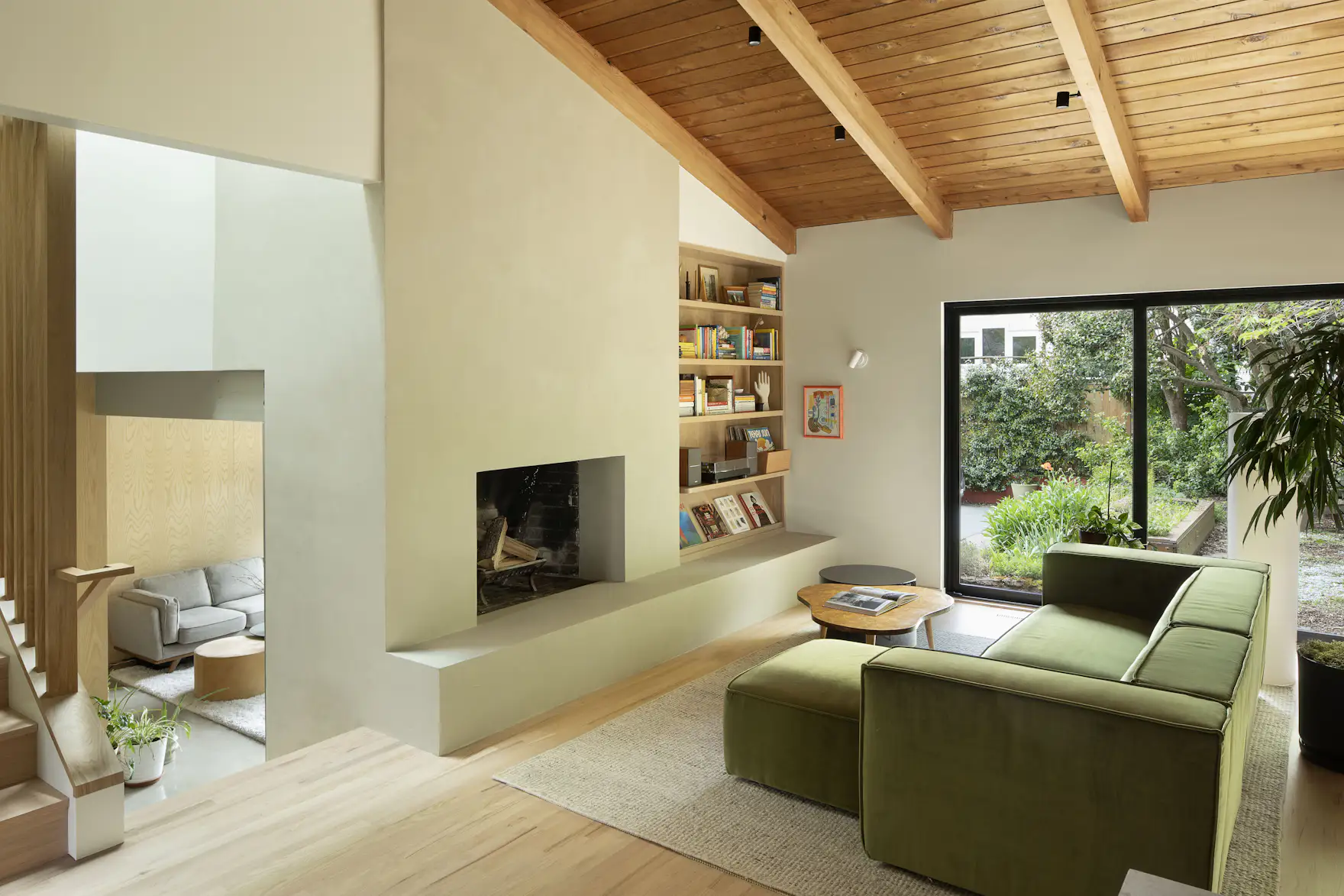 Photo inspiration: Fresh Look at Before After A Serene Renovation Saves A Portland Midcentury From