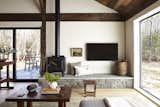 Living Room in Southfield Farm by BarlisWedlick Architects