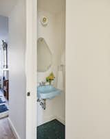 17 Modern Bathroom Wall Ideas - Photo 15 of 17 -