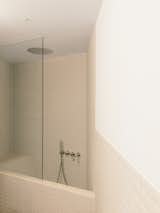Bathroom in Casa Rumeu by gr-os architects