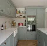 The butler sink is from Shaw’s of Darwen.